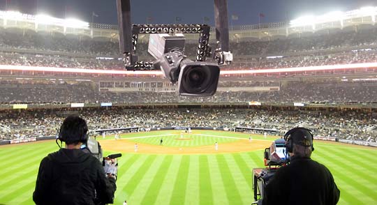 Несколько камер, используемых в спортивных соревнованиях