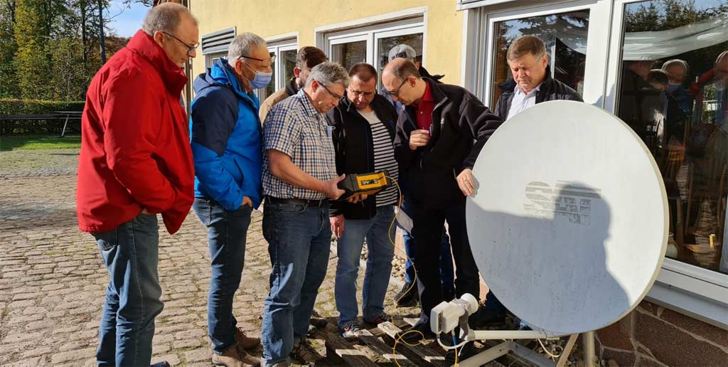 Recibiendo señal desde una LNB óptica en el medidor de campo RANGER Neo 3