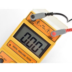 Comprar megóhmetro para medida de aislamiento, con voltímetro de 600 V